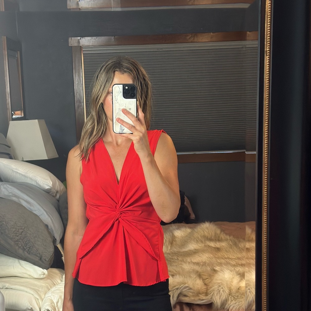 LUX LA Red Twist V-Neck Sleeveless Top, Size Large